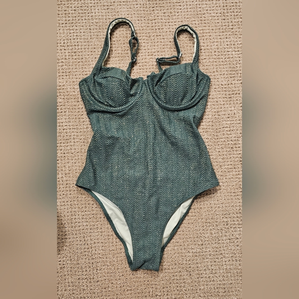 Sparkly Green One Piece Cupshe